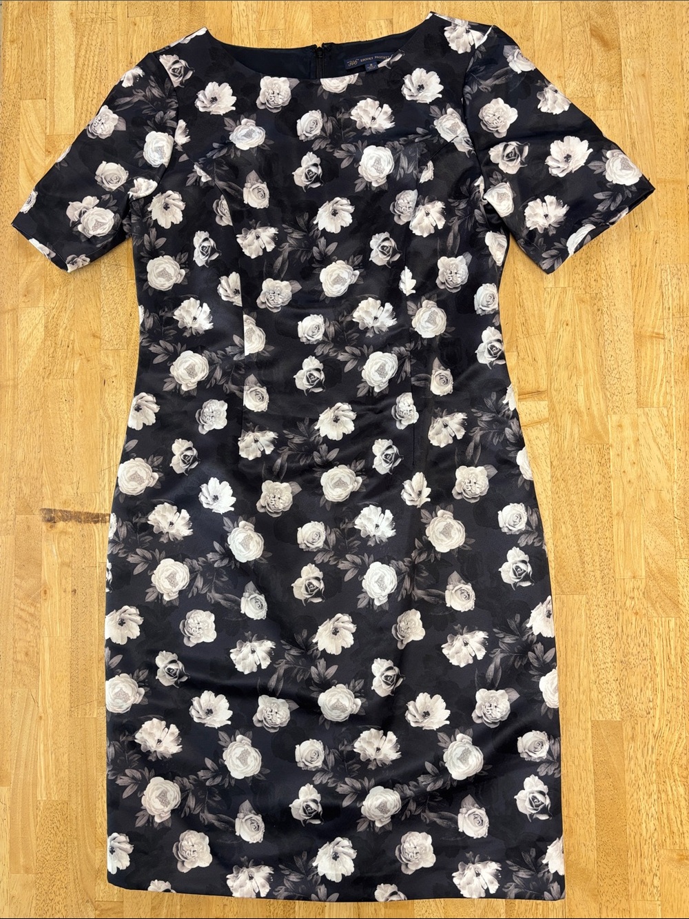 NWOT Brooks Brothers 346 Black Midi Dress with White Floral Print